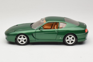 Ferrari 456 GT グリーン メタリック Bburago 1:18 3036-GR1 メタル - 画像 4/8