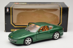 Ferrari 456 GT グリーン メタリック Bburago 1:18 3036-GR1 メタル - 画像 8/8