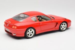 Ferrari 456 GT レッド Bburago 1:18 3036-M1 メタル - 画像 3/8