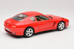 Ferrari 456 GT レッド Bburago 1:18 3046-R1 メタル - 画像 3/8