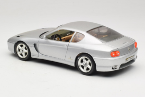 Ferrari 456 GT シルバー Bburago 1:18 3336-S1 メタル - 画像 7/8