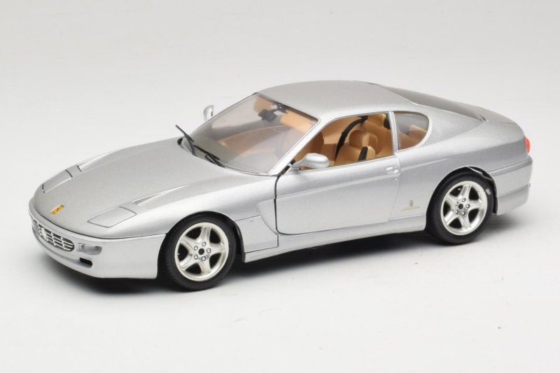 Ferrari 456 GT シルバー Bburago 1:18 3336-S1 メタル