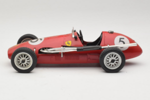 Ferrari 500 F2 #16 Tonka 1:16 6717 メタル - 画像 3/6