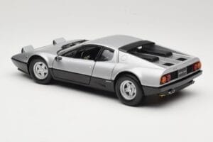 Ferrari 512BB シルバー Kyosho 1:18 08171S メタル - 画像 7/8