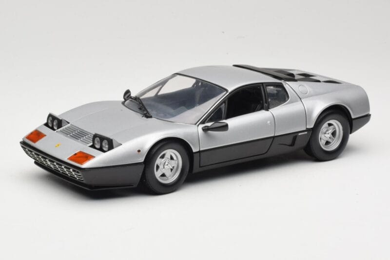 Ferrari 512BB シルバー Kyosho 1:18 08171S メタル