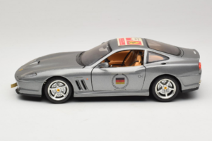 Ferrari 550 Maranello 25 Ferrari Model Club シルバー Bburago 1:18 3344-S1 メタル - 画像 4/7