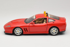 Ferrari 550 Maranello Safety Car Rosso Corsa Bburago 1:18 3064-P1 メタル - 画像 4/8
