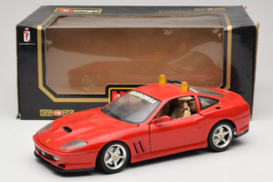 Ferrari 550 Maranello Safety Car Rosso Corsa Bburago 1:18 3064-P1 メタル - 画像 8/8