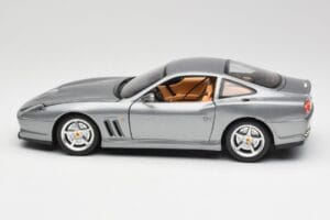 Ferrari 550 Maranello シルバー Bburago 1:18 3344 メタル - 画像 4/8