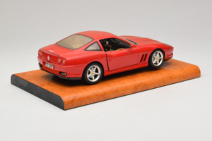 Ferrari 550 Maranello Technik Museum Speyer Edition Bburago 1:18 B001 メタル - 画像 3/8