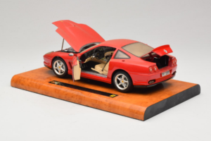 Ferrari 550 Maranello Technik Museum Speyer Edition Bburago 1:18 B001 メタル - 画像 5/8