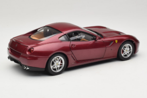 Ferrari 599 GTB Fiorano ダークレッド Hot Wheels 1:18 M1200 メタル - 画像 3/8