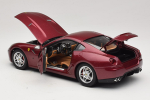 Ferrari 599 GTB Fiorano ダークレッド Hot Wheels 1:18 M1200 メタル - 画像 5/8