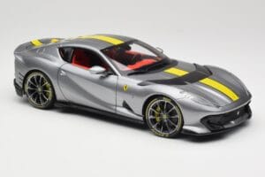 Ferrari 812 Competizione Grigio Coburn Bburago 1:18 18-01647 メタル - 画像 6/8