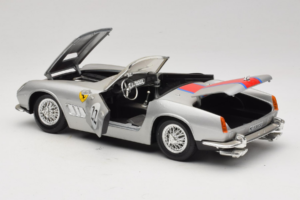 Ferrari California #22 シルバー レッドストライプ 1966 Tonka 1:18 01109-S2 メタル - 画像 5/8