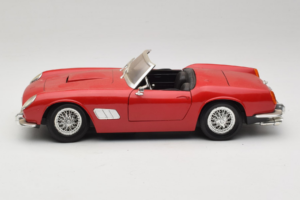 Ferrari California カブリオレ レッド Tonka 1:18 01109-P1 メタル - 画像 4/8