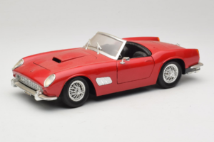 Ferrari California カブリオレ レッド Tonka 1:18 01109-P1 メタル
