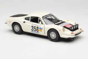 Ferrari Dino 246 GT ホワイト Anson 1:18 3580 メタル - 画像 6/8