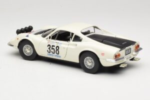 Ferrari Dino 246 GT ホワイト Anson 1:18 3580 メタル - 画像 7/8