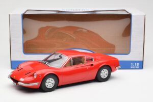 Ferrari Dino 246 GT レッド MCG 1:18 MCG18166 メタル - 画像 6/6