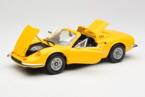 Ferrari Dino 246 GTS イエロー Hot Wheels 1:18 23920 メタル - 画像 2/8