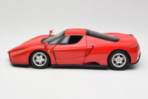 Ferrari Enzo レッド Hot Wheels 1:18 56293 メタル - 画像 4/8
