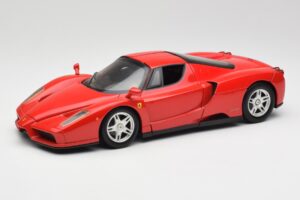 Ferrari Enzo レッド Hot Wheels 1:18 56293 メタル