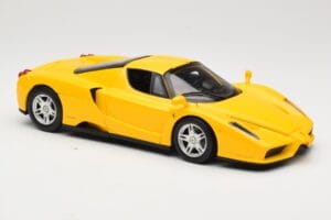 Ferrari Enzo イエロー Hot Wheels 1:18 C1550 メタル - 画像 6/8