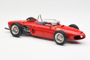 Ferrari Dino 156 Sharknose F1 1961 CMC 1:18 M-078 メタル - 画像 4/6