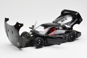 Ferrari F40 ブラック Kyosho 1:18 08416BK メタル - 画像 2/10