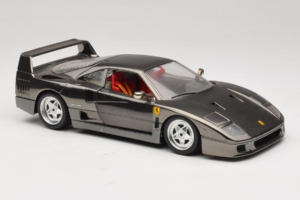 Ferrari F40 Chrome Black Bburago 1:18 3401-B1 メタル - 画像 6/8
