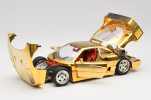 Ferrari F40 Chrome Gold Limited Edition 250 pcs Bburago 1:18 3332-G1 メタル - 画像 2/8