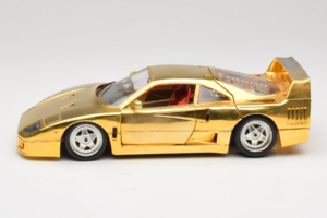 Ferrari F40 Chrome Gold Limited Edition 250 pcs Bburago 1:18 3332-G1 メタル - 画像 4/8