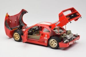 Ferrari F40 Evoluzione Bburago 1:18 3042 メタル - 画像 5/8