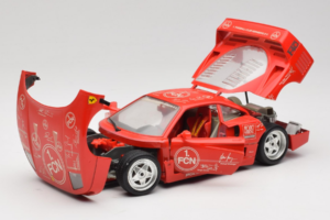Ferrari F40 Evoluzione FC Nürnberg Special Edition レッド Bburago 1:18 3042-FCN メタル - 画像 2/8