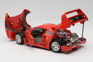 Ferrari F40 Evoluzione FC Nürnberg Special Edition レッド Bburago 1:18 3042-FCN メタル - 画像 5/8