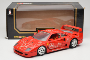 Ferrari F40 Evoluzione FC Nürnberg Special Edition レッド Bburago 1:18 3042-FCN メタル - 画像 8/8