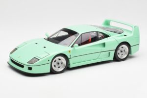 Ferrari F40 ミントグリーン Kyosho 1:18 08416MG メタル