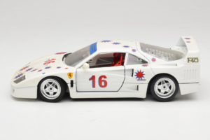 Ferrari F40 #16 Borsenmodells ホワイト Limited Edition 333 pcs 1987 Bburago 1:18 3332-W1 メタル - 画像 4/8