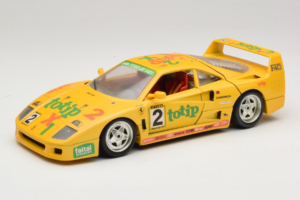 Ferrari F40 Totip Jolly Club #2 イエロー Bburago 1:18 3332-Y1 メタル