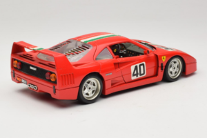 Ferrari F40 #40 レッド イタリア国旗付き Bburago 1:18 3032-P1 メタル - 画像 3/8