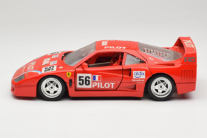 Ferrari F40 #56 Pilot レッド 1987 Bburago 1:18 3332-P2 メタル - 画像 4/8