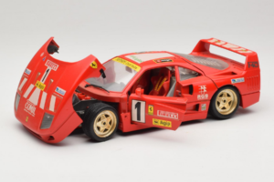 Ferrari F40 Pirelli Agip #1 Ferrari Club Italia レッド Bburago 1:18 3032-P2 メタル - 画像 2/8