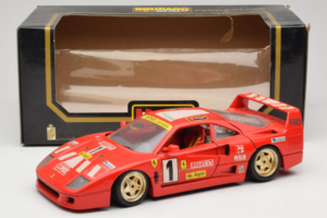Ferrari F40 Pirelli Agip #1 Ferrari Club Italia レッド Bburago 1:18 3032-P2 メタル - 画像 8/8
