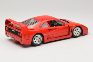 Ferrari F40 レッド Diamond Edition Bburago 1:18 3022-P1 メタル - 画像 3/8
