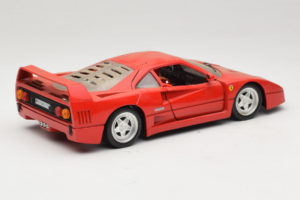 Ferrari F40 レッド Tonka 1:18 17004 メタル - 画像 3/8