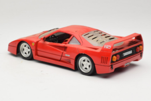 Ferrari F40 レッド Tonka 1:18 17004 メタル - 画像 7/8