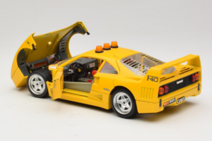 Ferrari F40 セーフティカー イエロー Bburago 1:18 3032-Y2 メタル - 画像 5/8
