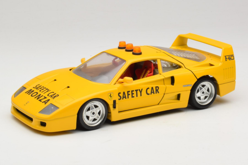 Ferrari F40 セーフティカー イエロー Bburago 1:18 3032-Y2 メタル