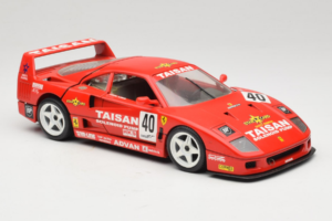 Ferrari F40 #40 T. Ohta / A. Reid Taisan レッド 1987 Bburago 1:18 3022-T1 メタル - 画像 6/8